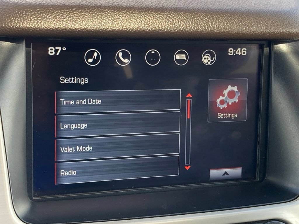 Used 2016 GMC Yukon XL SLT w/ Open Road Package RWD image 24