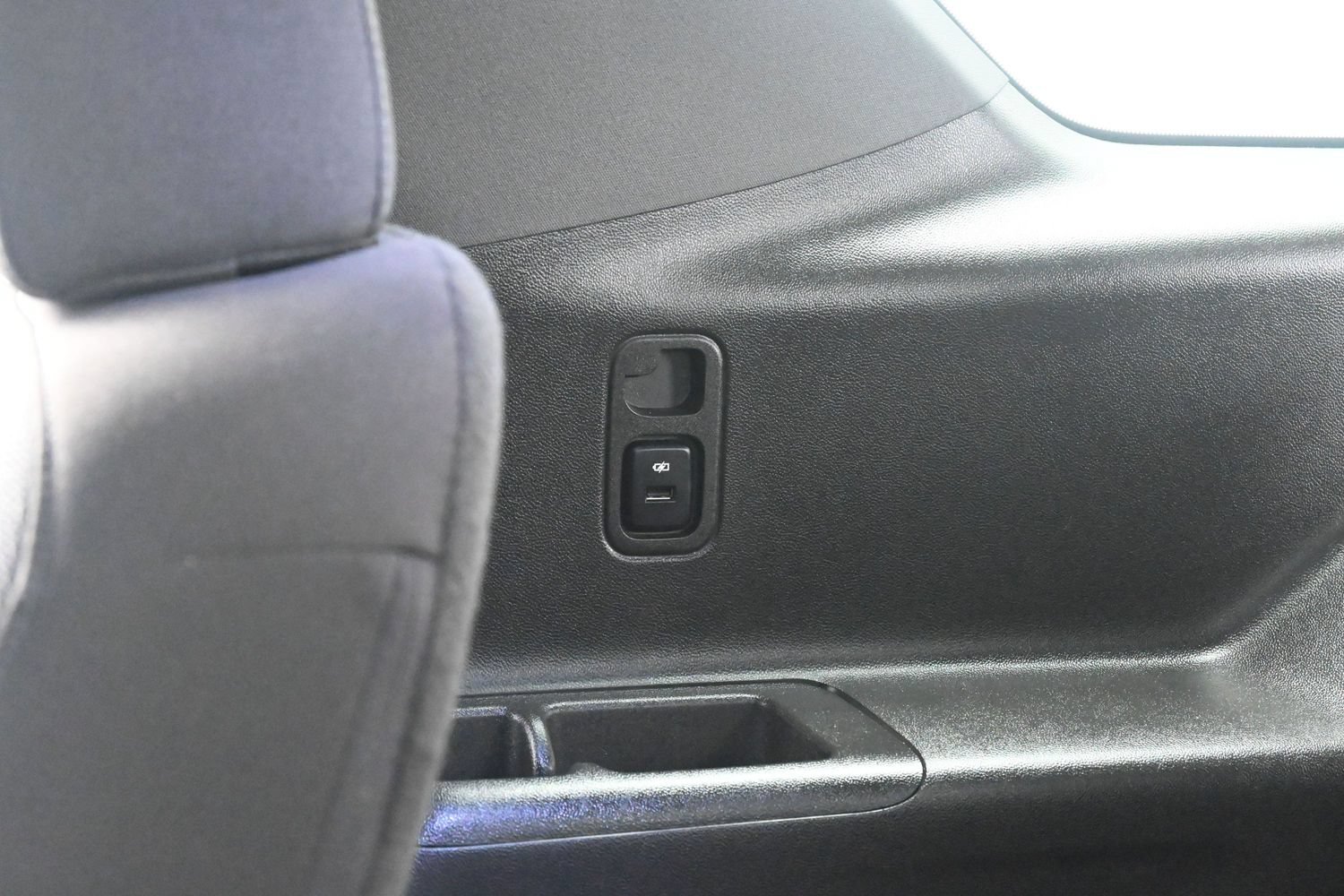 Used 2023 Chevrolet Traverse LT AWD/4WD image 36