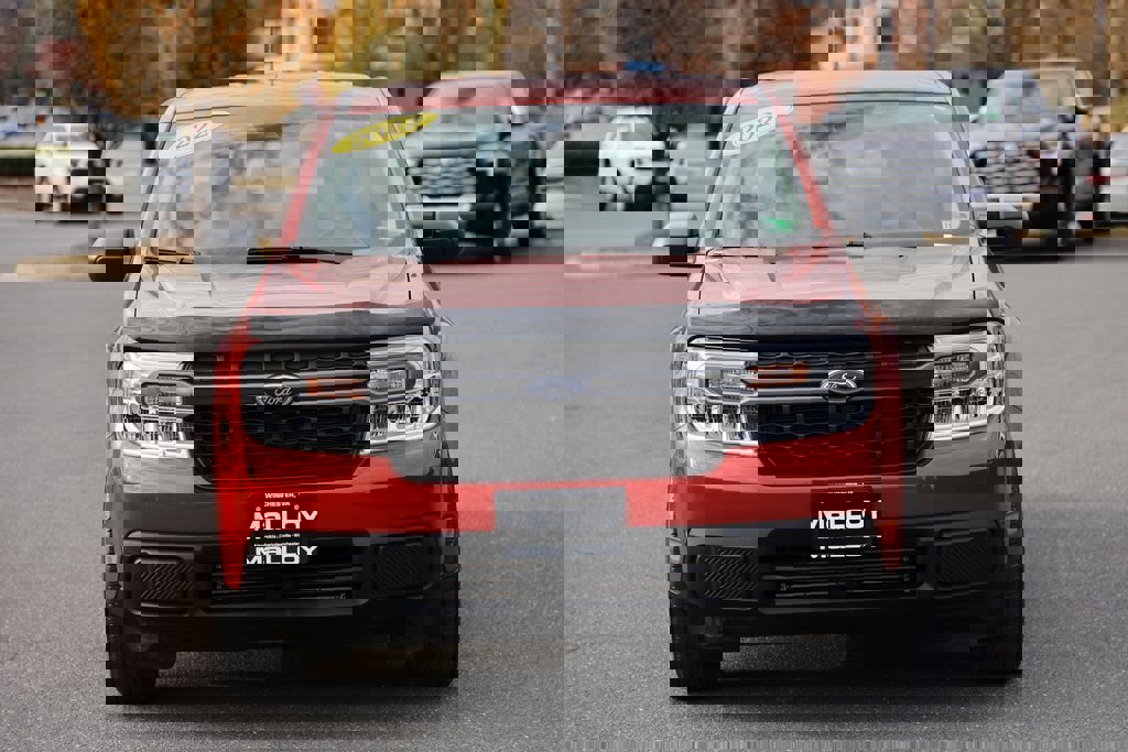 Used 2022 Ford Maverick XLT w/ Equipment Group 300A Standard image 5