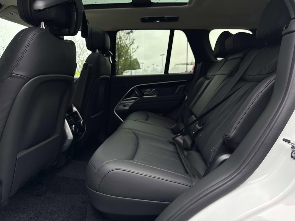 New 2026 Land Rover Range Rover SE AWD/4WD image 14