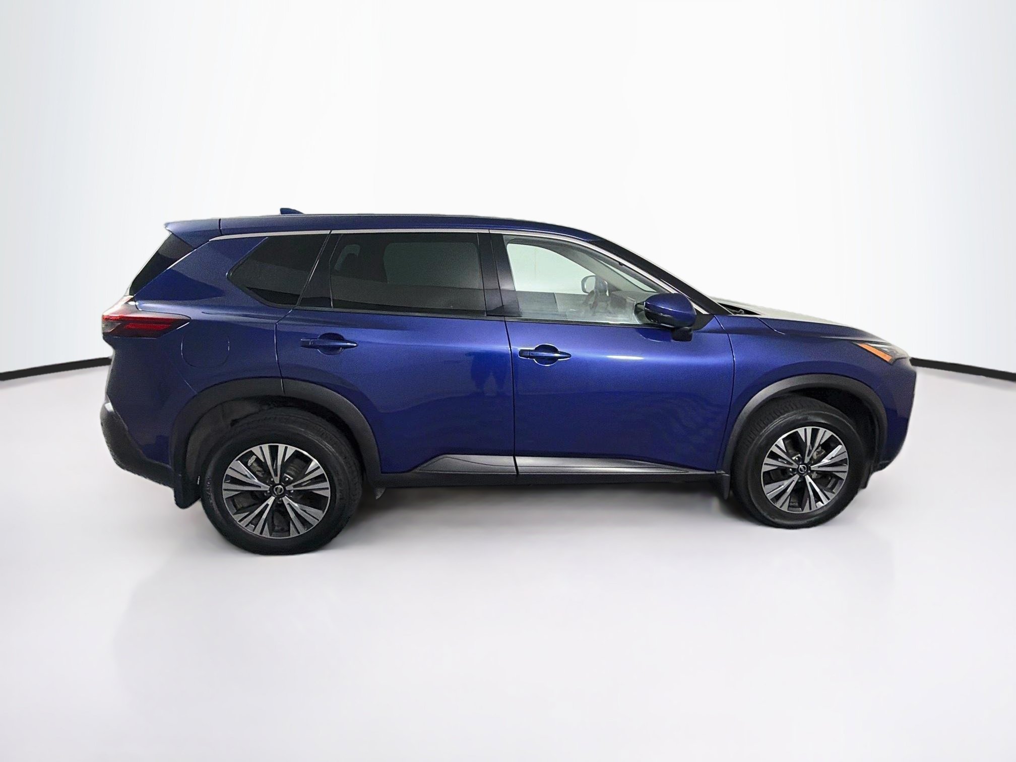 Used 2021 Nissan Rogue SV AWD/4WD image 10