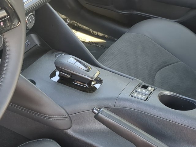 Certified 2025 Nissan Z Performance w/ Floor Mat Package RWD image 18