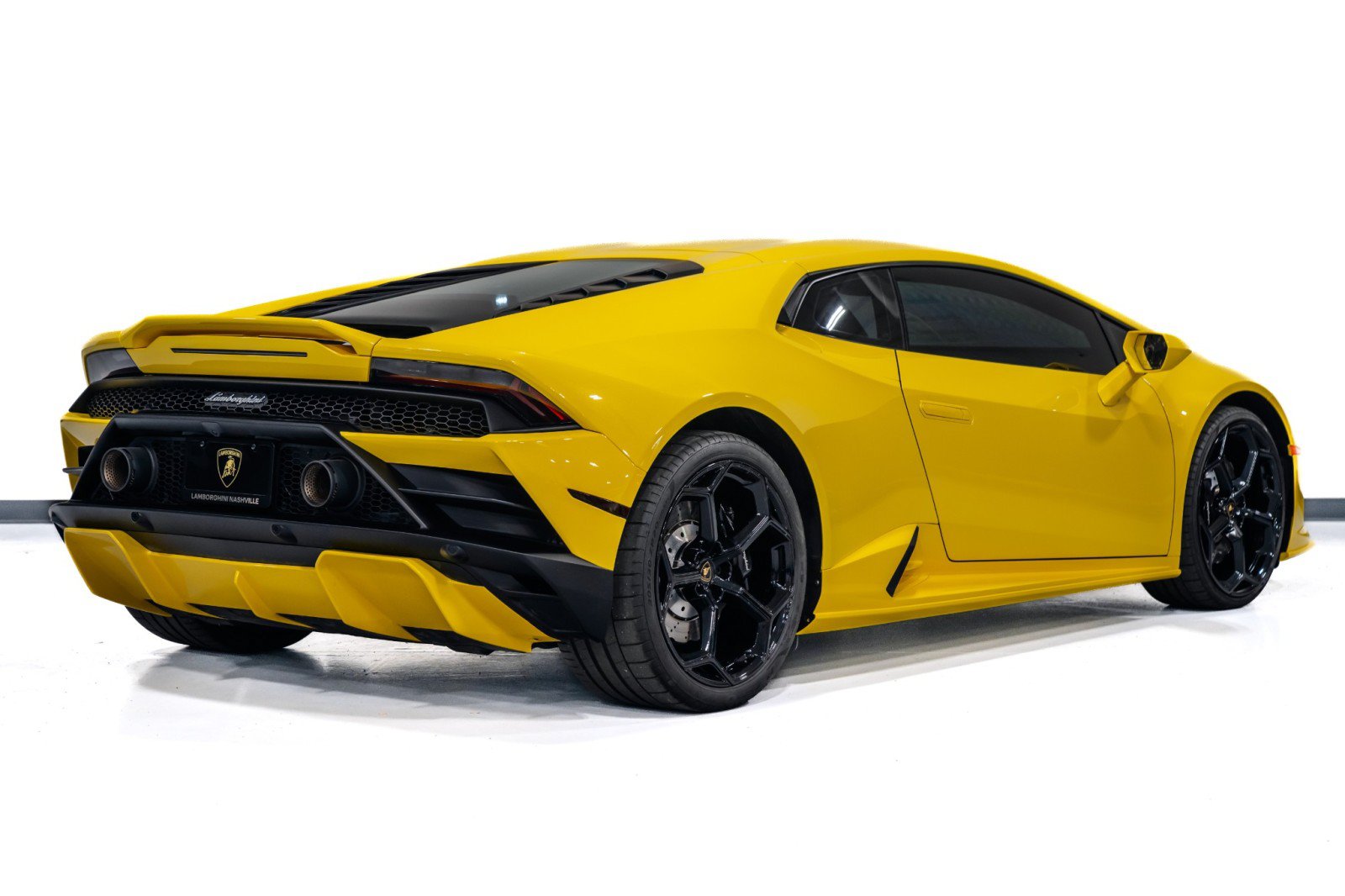Used 2021 Lamborghini Huracan EVO RWD image 7