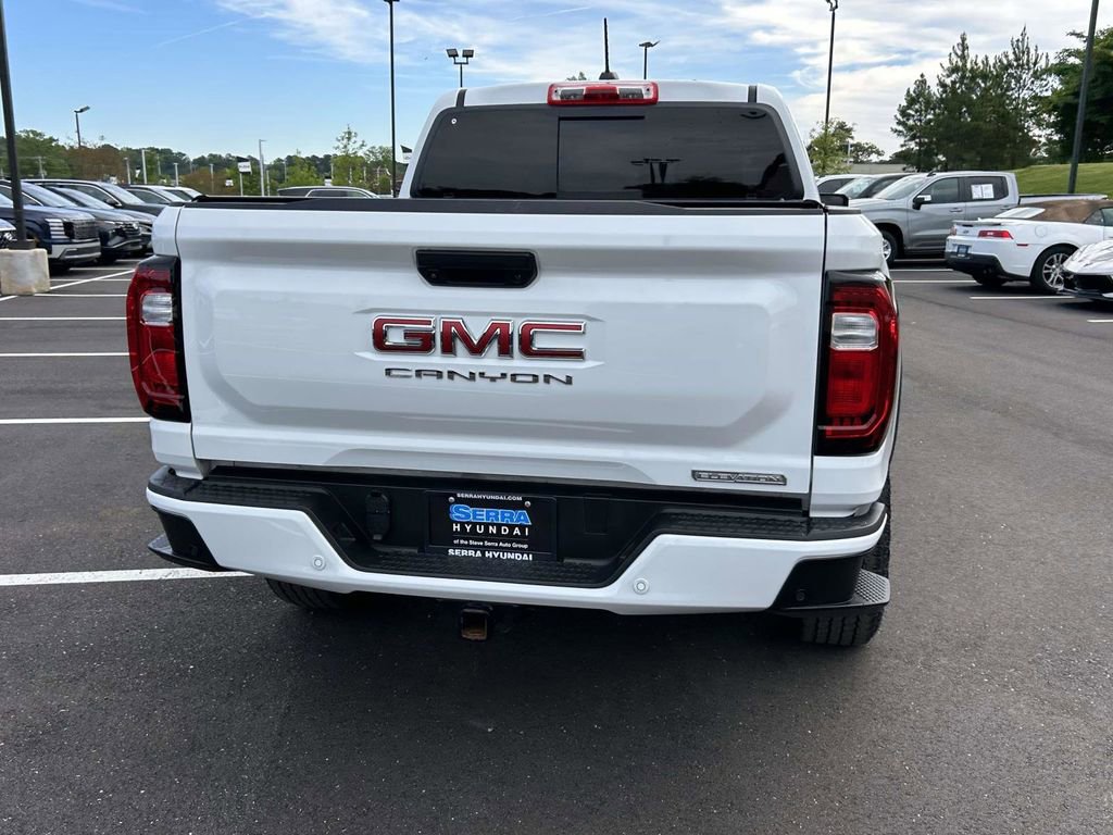 Used 2024 GMC Canyon Elevation w/ Elevation Premium Package AWD/4WD image 4