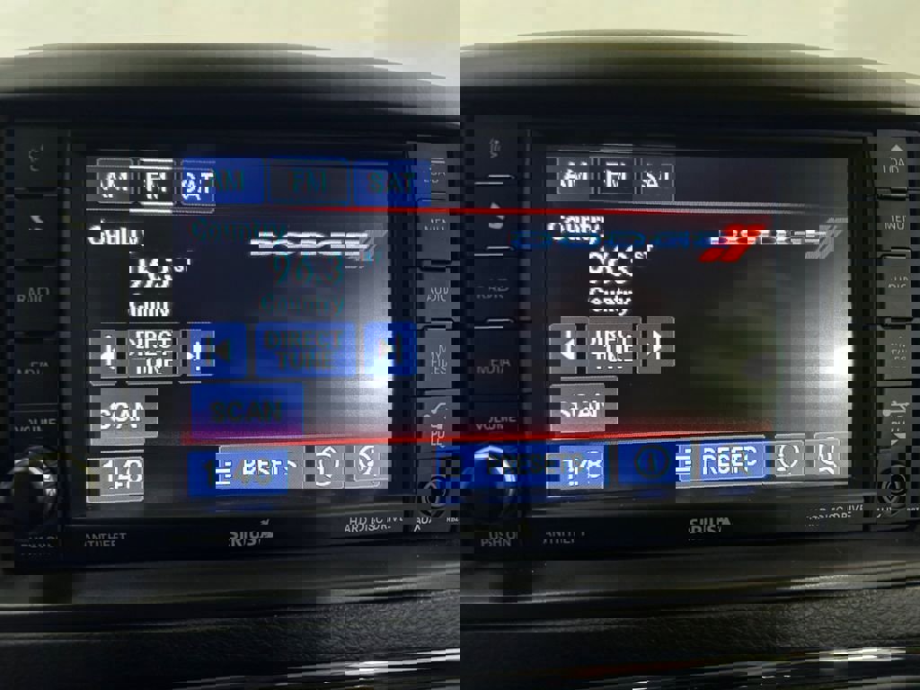 Used 2018 Dodge Grand Caravan SE w/ UConnect Hands-Free Group image 11