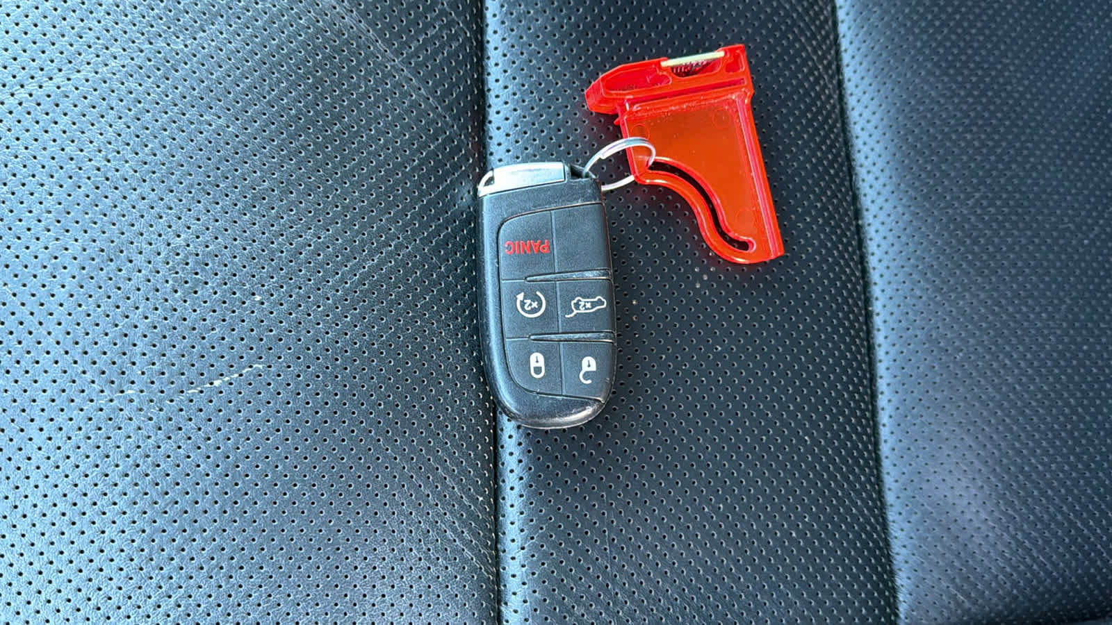 Used 2017 Jeep Grand Cherokee Trailhawk w/ Trailhawk Luxury Group image 29