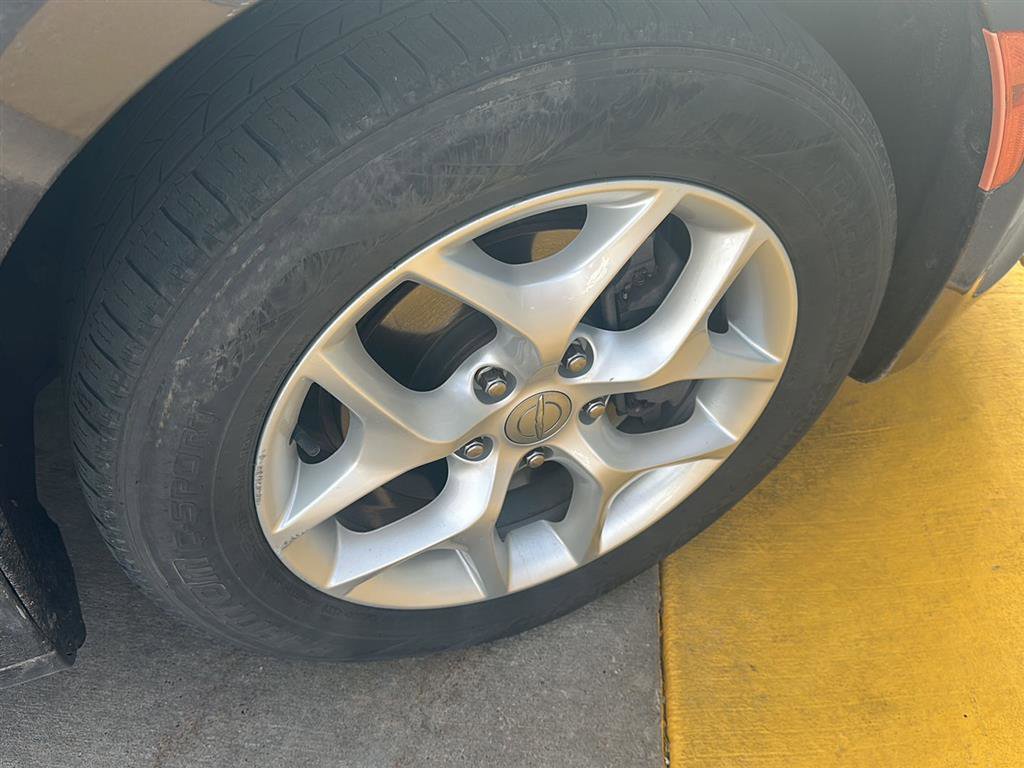 Used 2018 Chrysler Pacifica Touring Plus w/ Tire & Wheel Group image 21