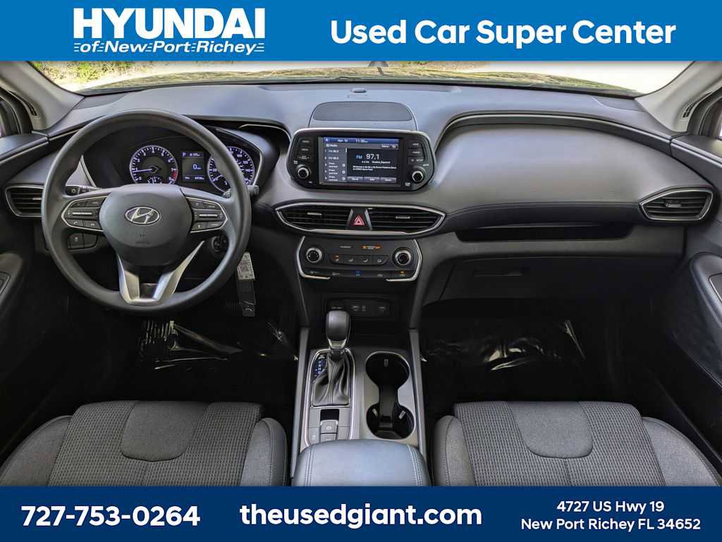Used 2020 Hyundai Santa Fe SE image 17
