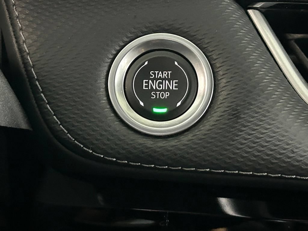 Used 2025 Chevrolet Equinox LT FWD image 28