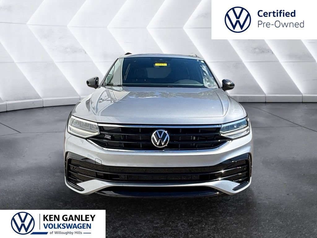 Certified 2024 Volkswagen Tiguan SE R-Line FWD image 2