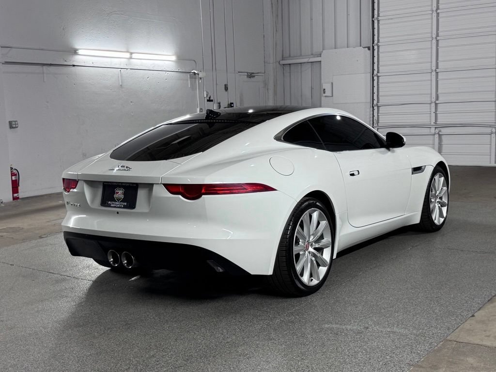 Used 2017 Jaguar F-TYPE Coupe RWD image 12
