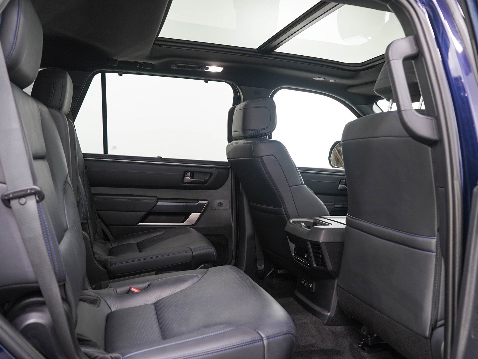 Used 2026 Toyota Sequoia Platinum AWD/4WD image 14