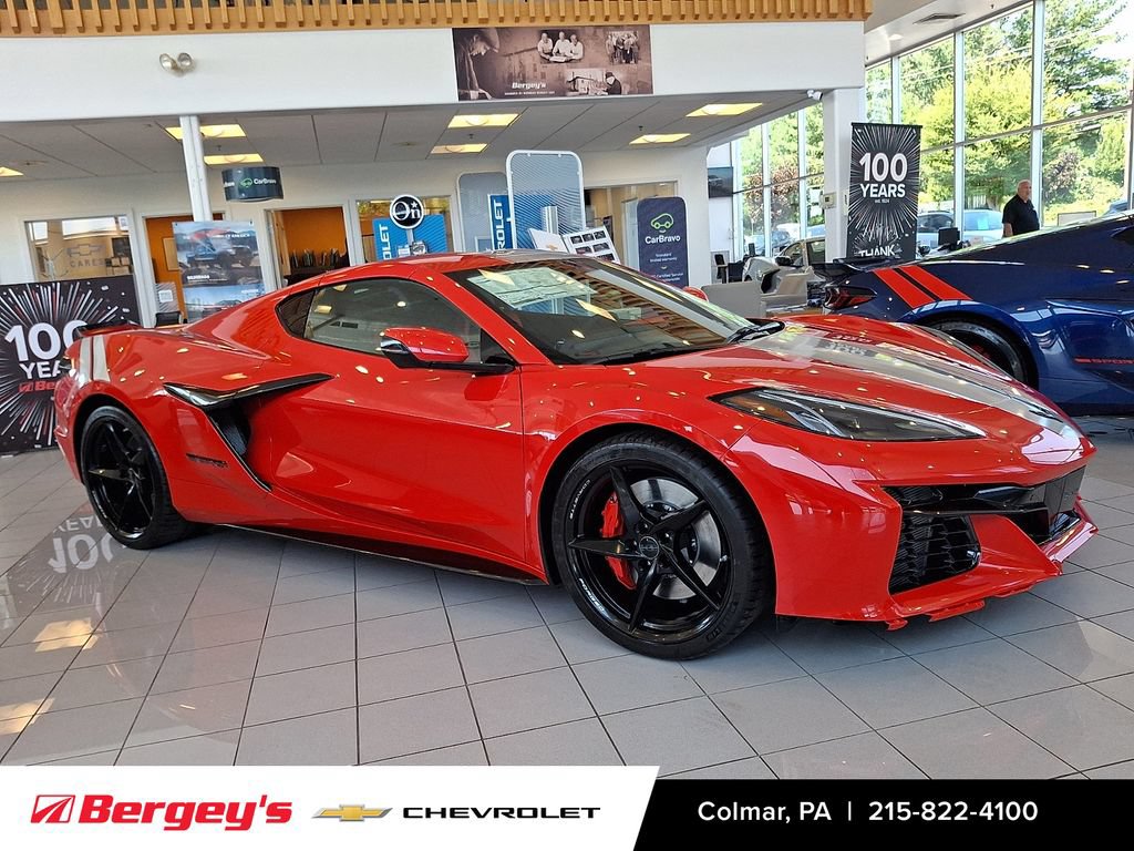 New 2027 Chevrolet Corvette Grand Sport w/ Z52 Sport Performance Package RWD image 2