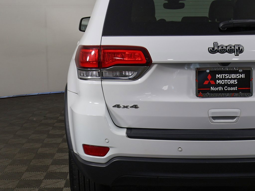 Used 2022 Jeep Grand Cherokee Laredo E image 13