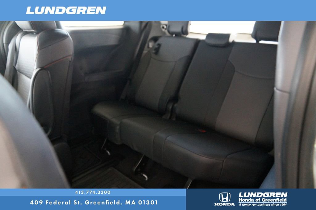 Used 2022 Toyota Sienna XSE w/ XSE Plus Package AWD/4WD image 26