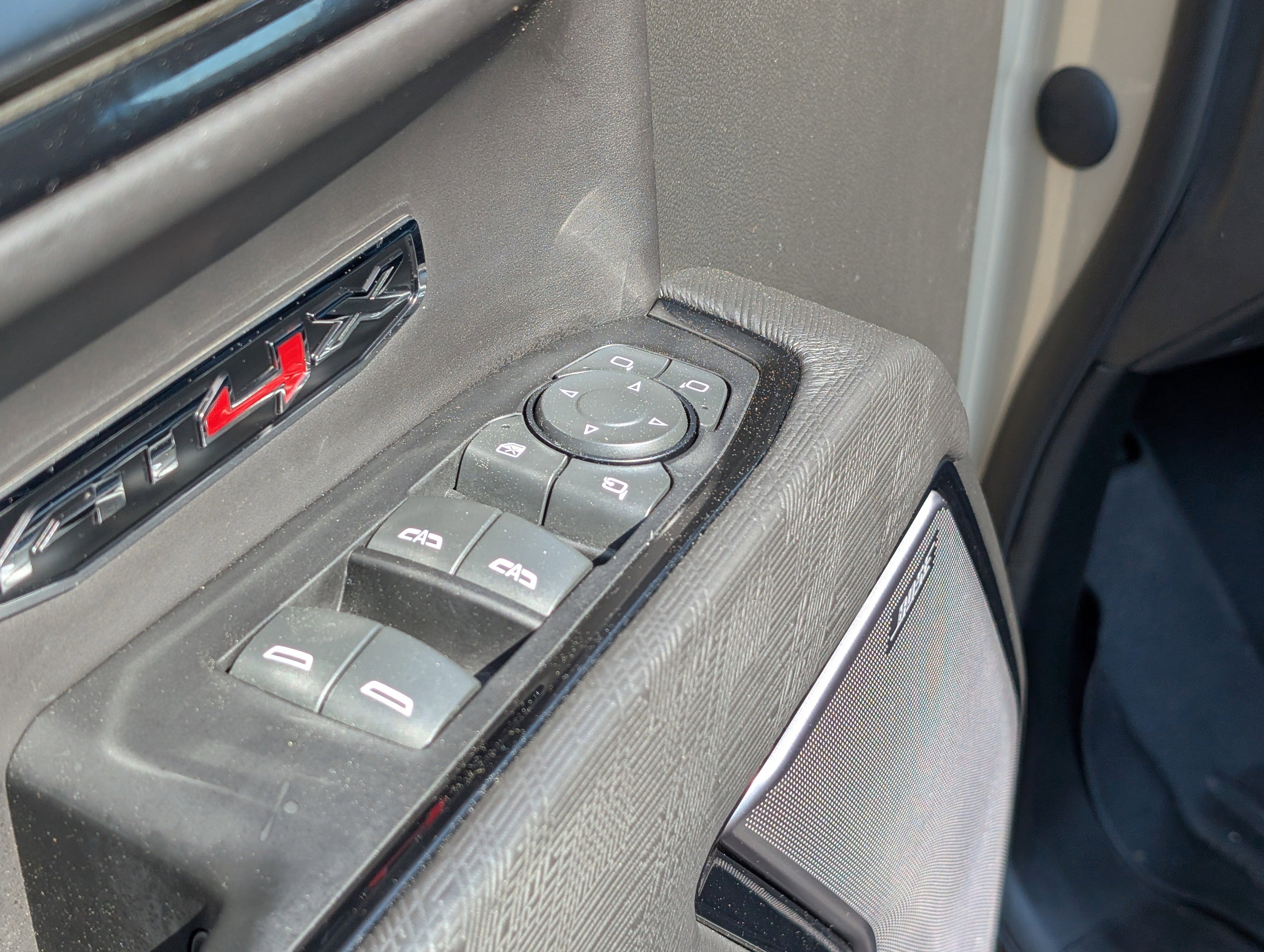 Used 2023 GMC Sierra 1500 AT4X image 17