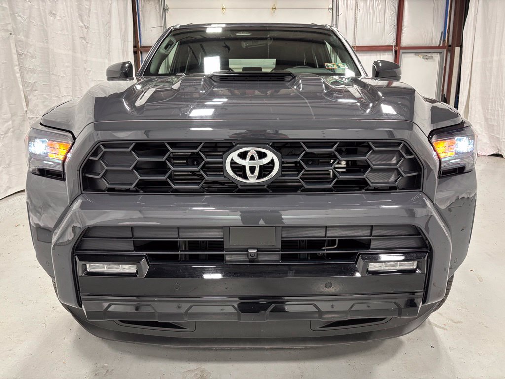 Used 2026 Toyota 4Runner TRD Sport AWD/4WD image 2