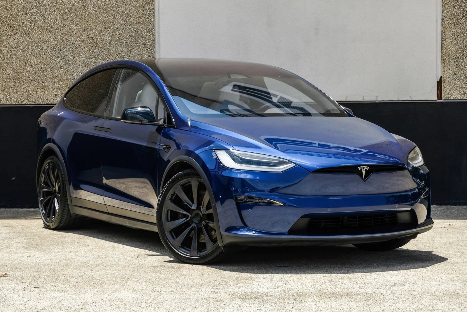 Used 2022 Tesla Model X Plaid AWD/4WD image 6