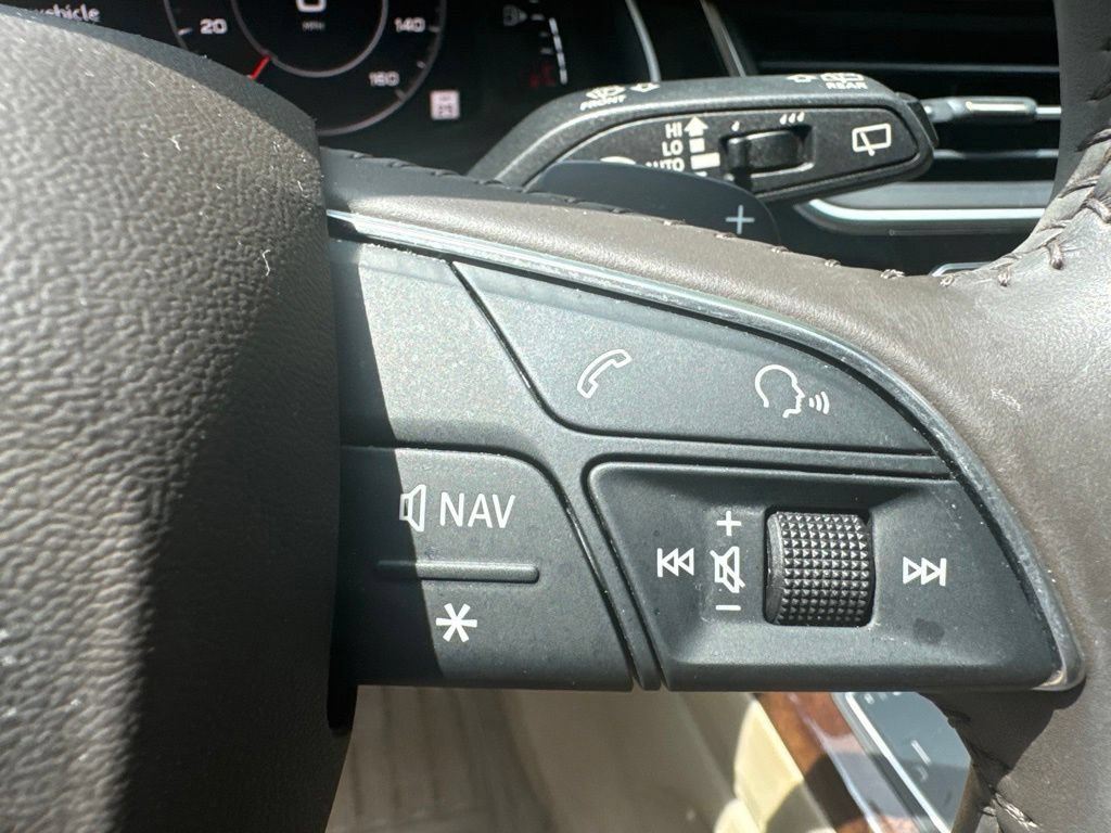 Used 2017 Audi Q7 3.0T Prestige AWD/4WD image 15