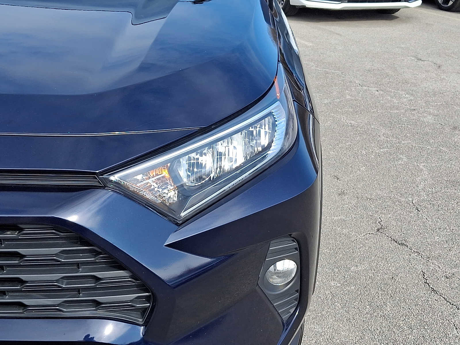 Used 2021 Toyota RAV4 XLE w/ Convenience Package image 12