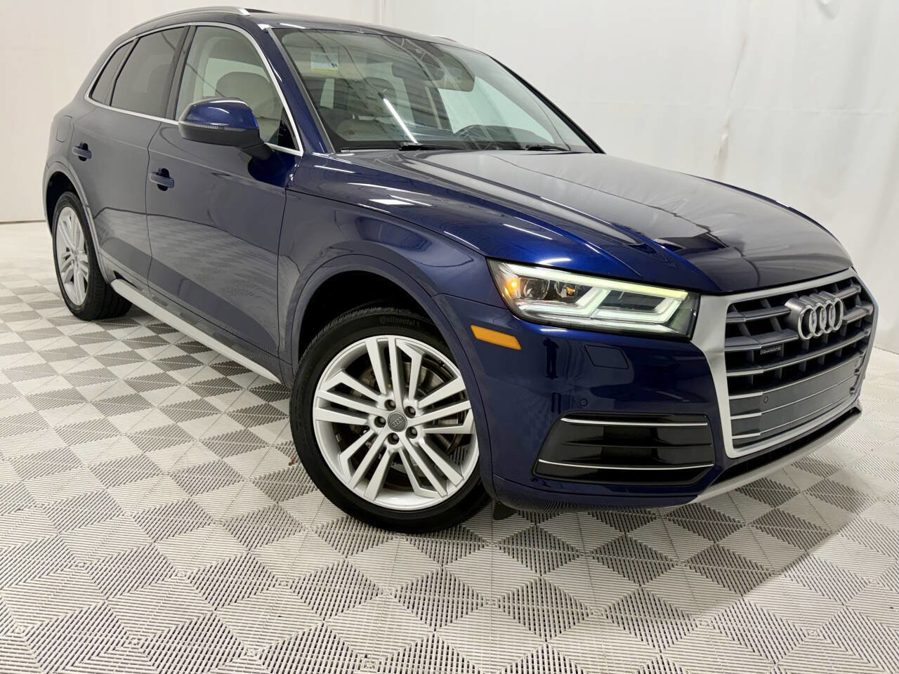 Used 2018 Audi Q5 2.0T Premium Plus w/ Premium Plus Package image 53