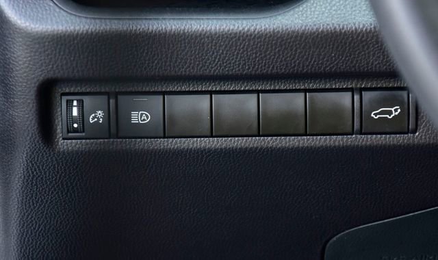 Used 2024 Toyota RAV4 XLE Premium image 25