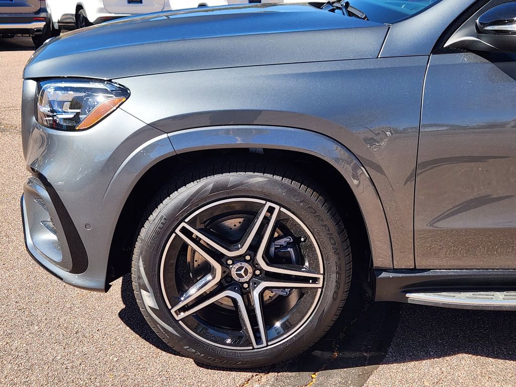 New 2026 Mercedes-Benz GLS 450 4MATIC image 9