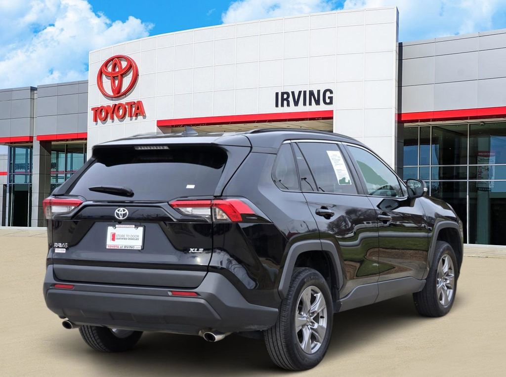 Used 2024 Toyota RAV4 XLE image 4