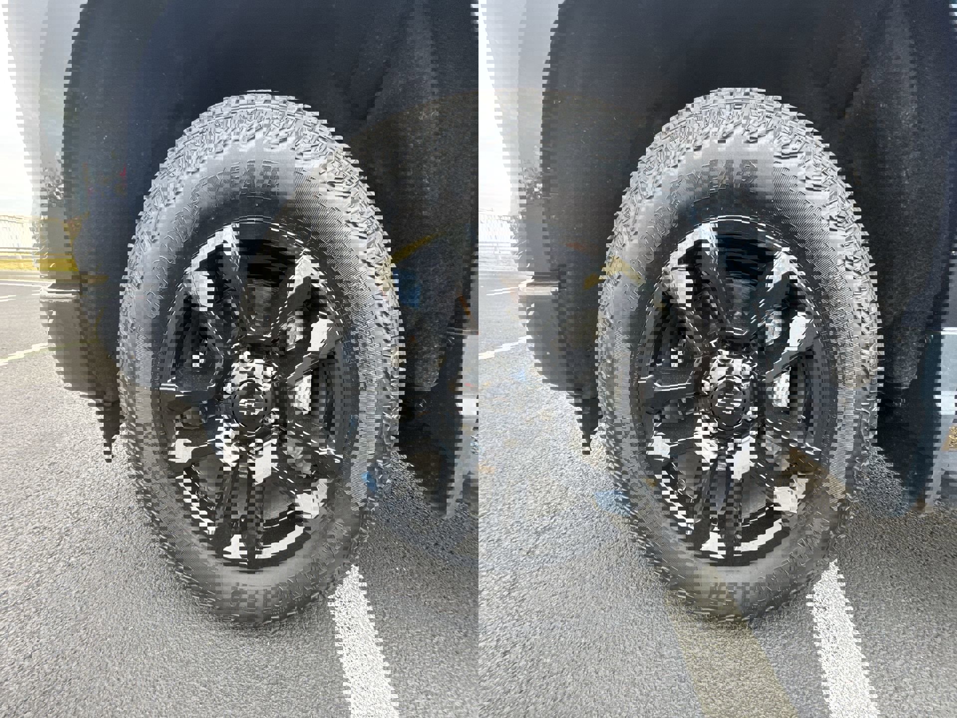 Used 2023 Chevrolet Silverado 1500 RST image 10