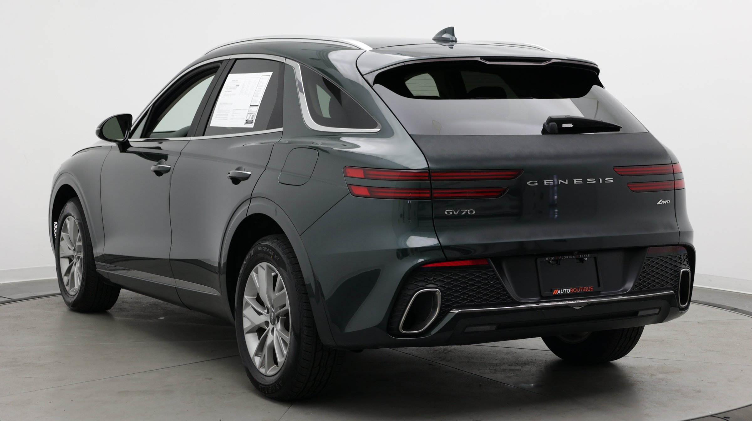 Used 2022 Genesis GV70 2.5T AWD/4WD image 6