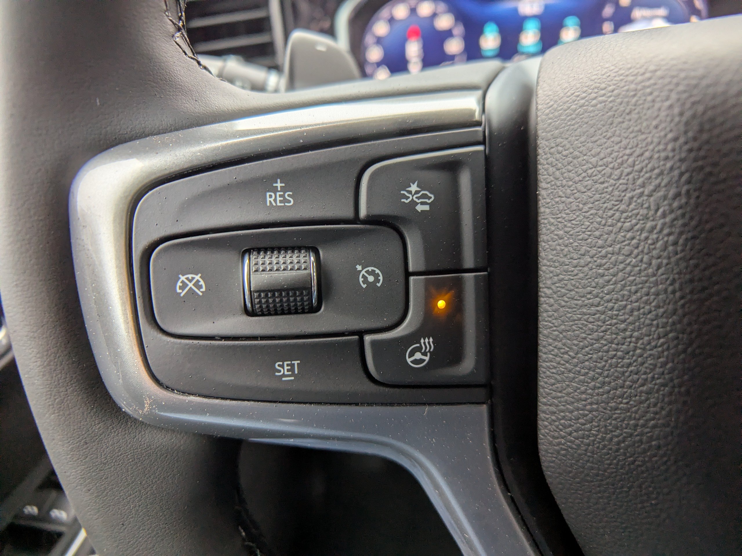 New 2026 Chevrolet Silverado 1500 LTZ w/ LPO, Dark Essentials Package AWD/4WD image 24