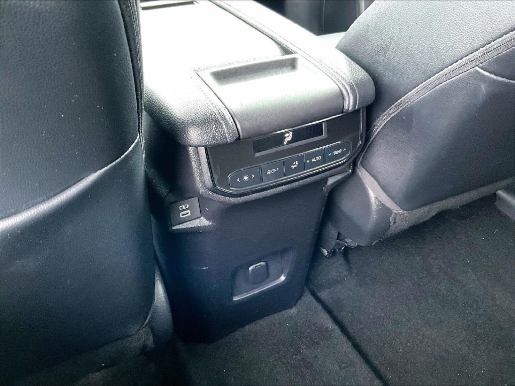Used 2025 Toyota Grand Highlander AWD image 29