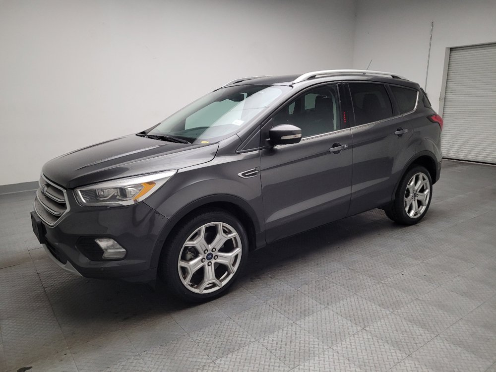 Used 2019 Ford Escape Titanium FWD image 2