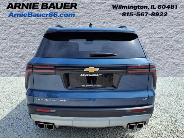 Used 2024 Chevrolet Traverse LT image 8