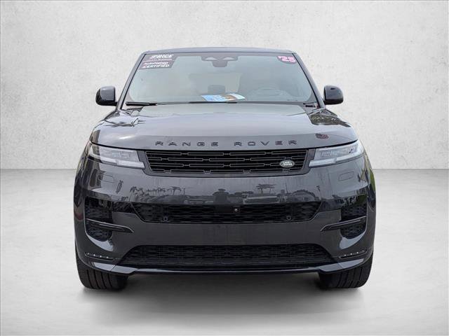 Used 2025 Land Rover Range Rover Sport Dynamic SE AWD/4WD image 2