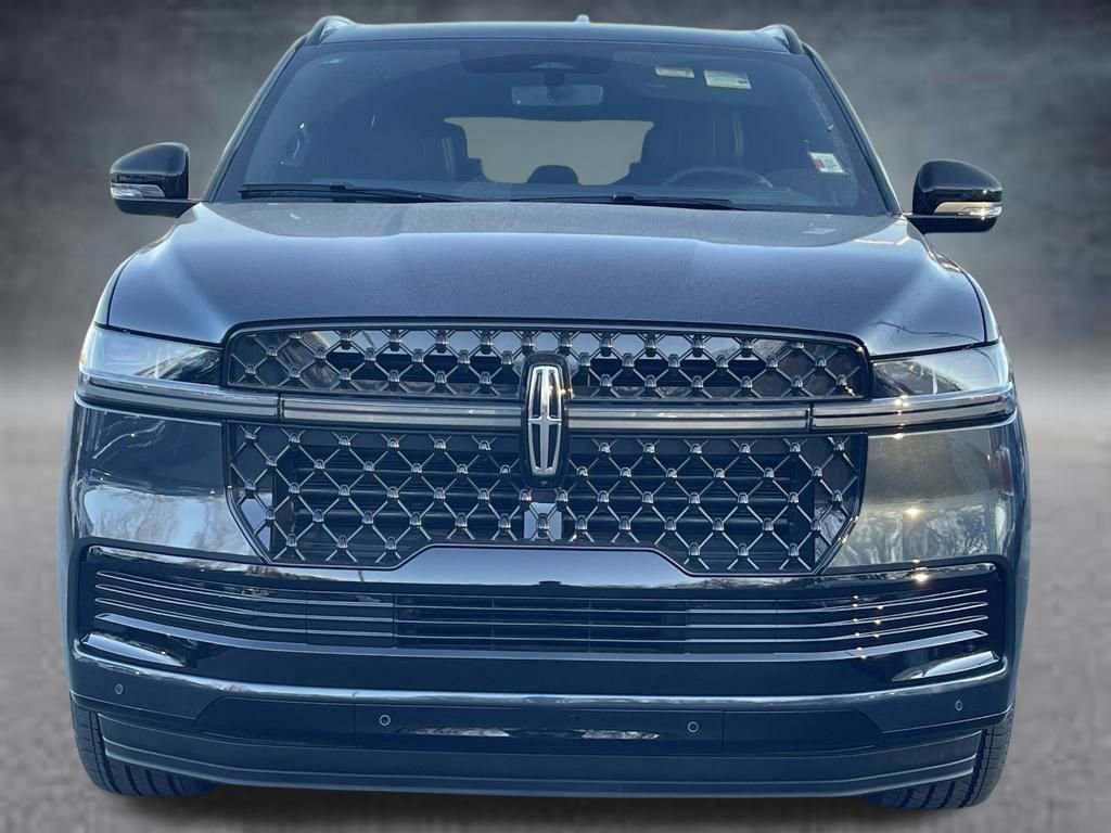 New 2025 Lincoln Navigator L Reserve w/ Jet Appearance Package image 27