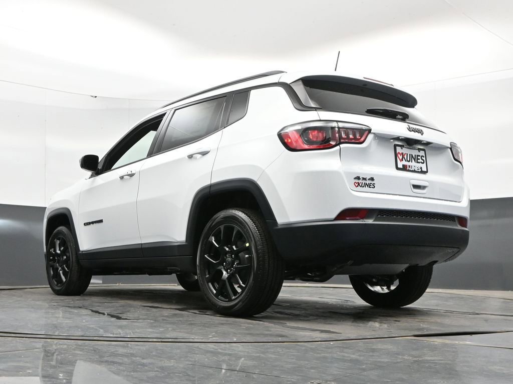 New 2026 Jeep Compass Latitude AWD/4WD image 47