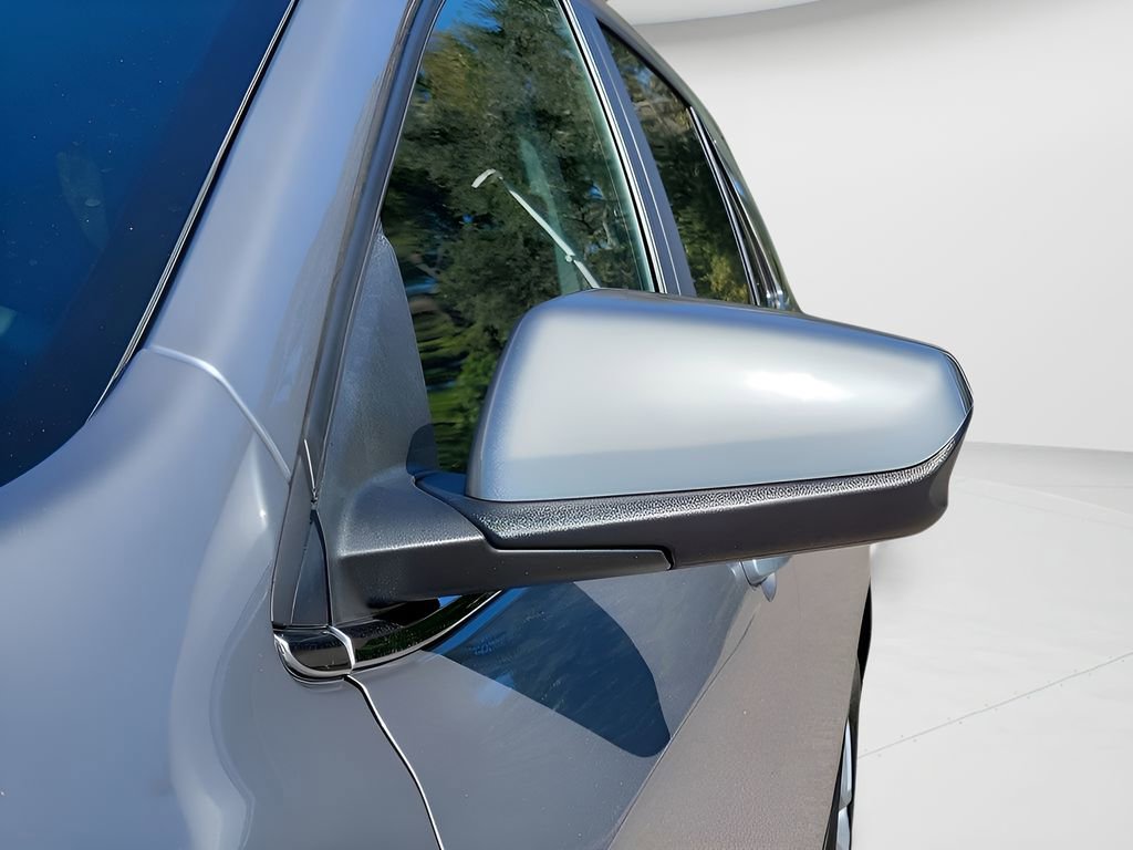 Used 2024 Chevrolet Equinox LT image 12