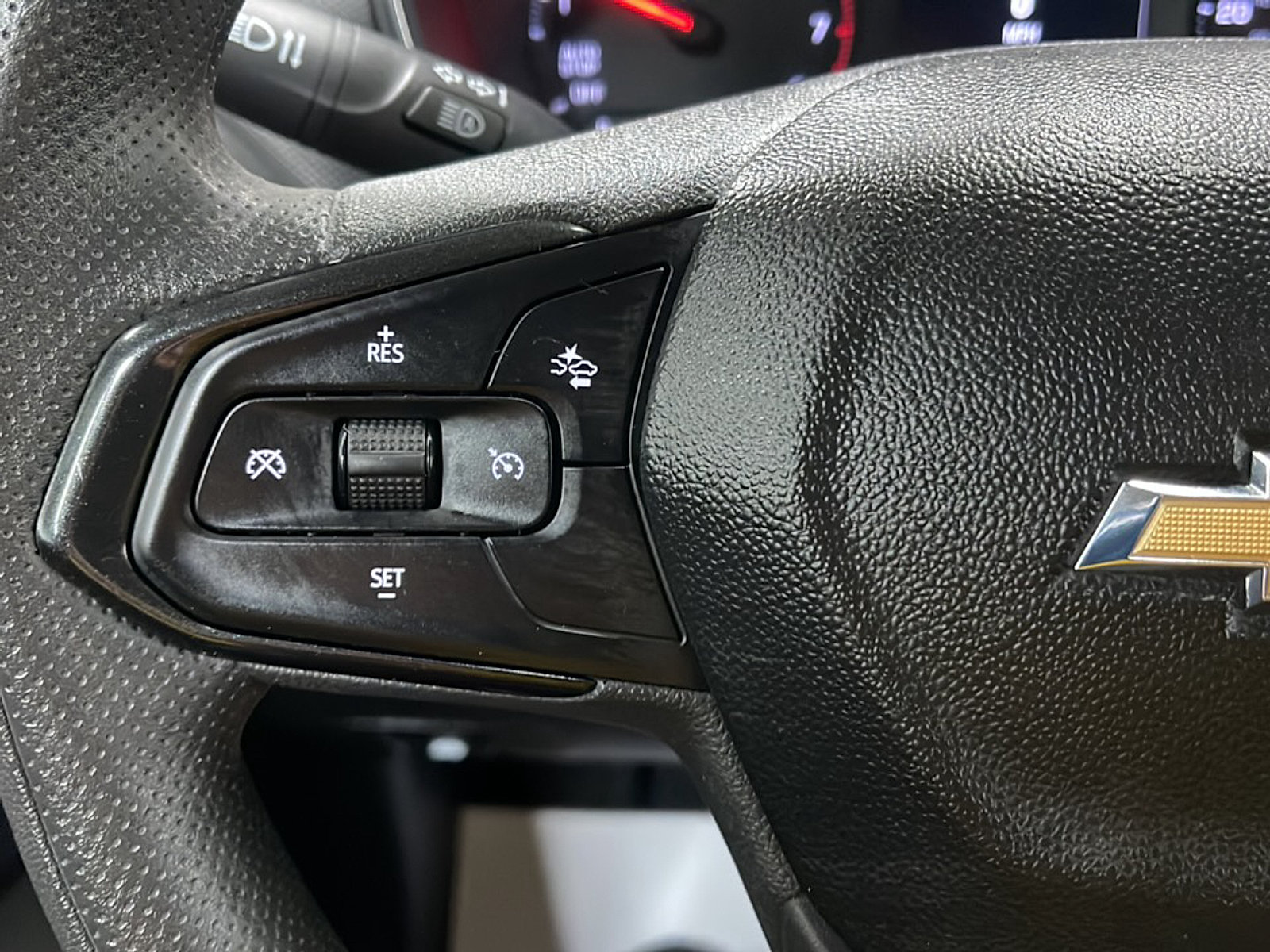 Used 2023 Chevrolet TrailBlazer LT FWD image 6