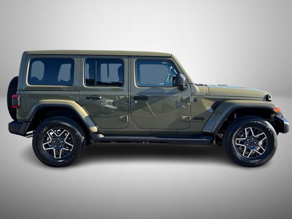 New 2026 Jeep Wrangler Unlimited Sahara AWD/4WD image 5