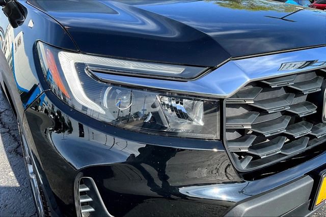 Used 2023 Honda Passport EX-L image 32