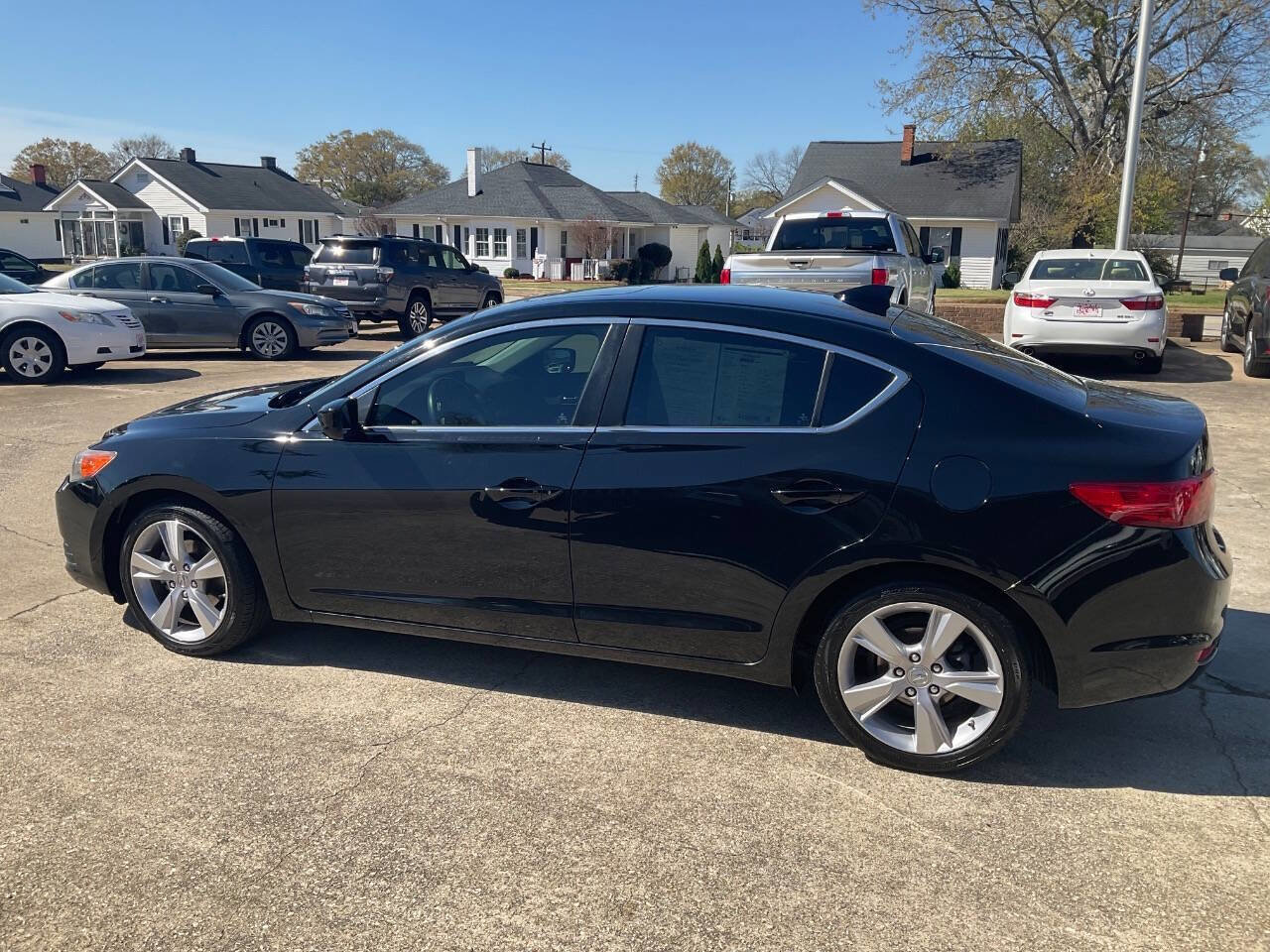 Used 2013 Acura ILX w/ Premium Package image 6