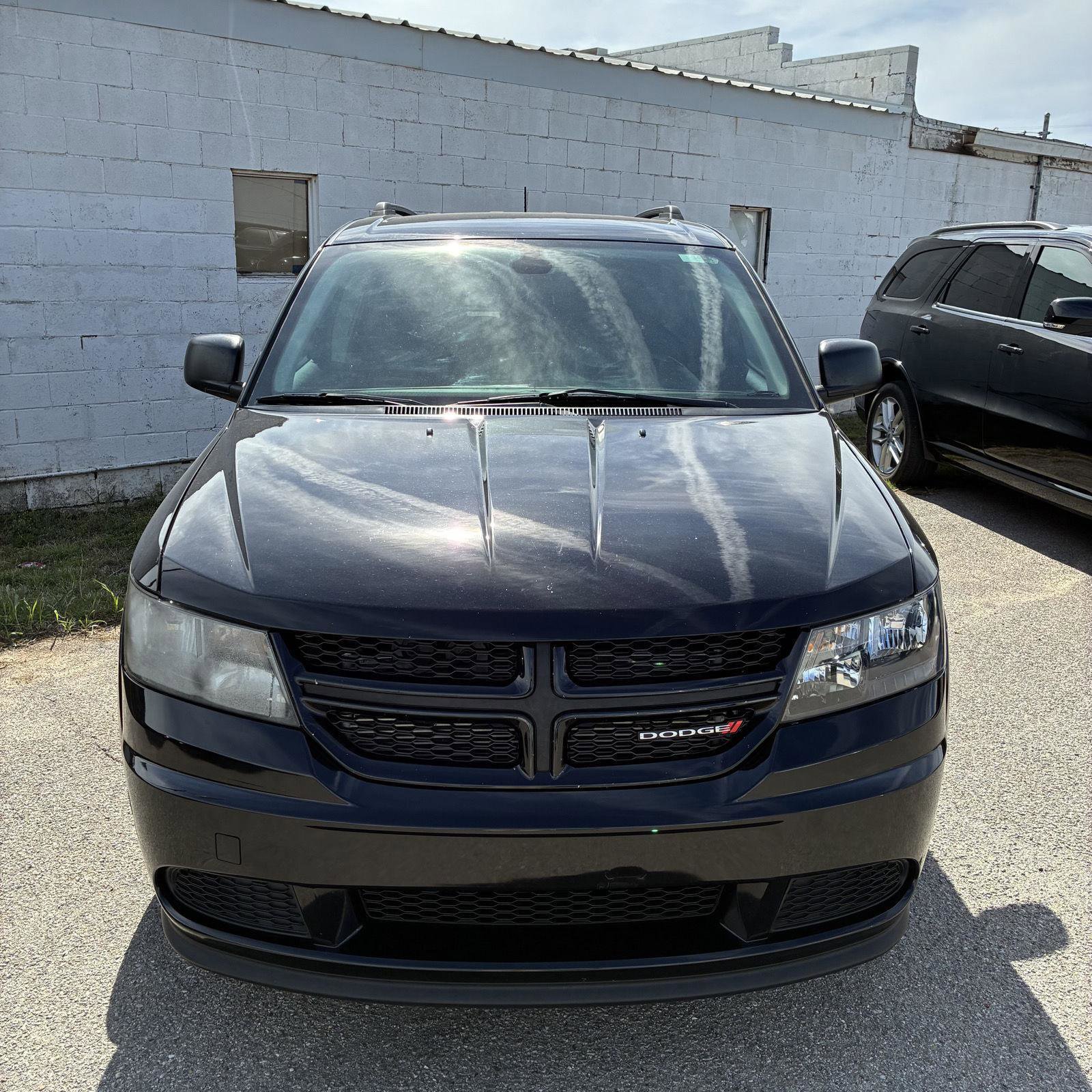 Used 2020 Dodge Journey SE w/ SE Popular Equipment Group image 2