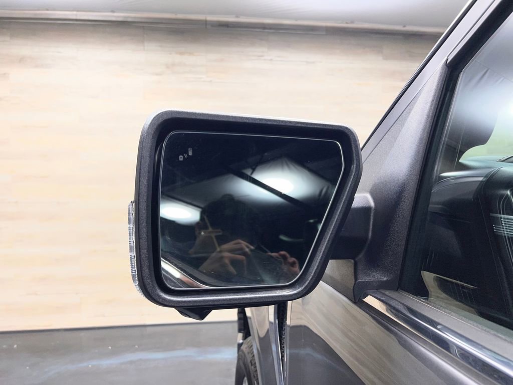 Used 2021 Ford F150 Platinum w/ Equipment Group 701A High AWD/4WD image 32