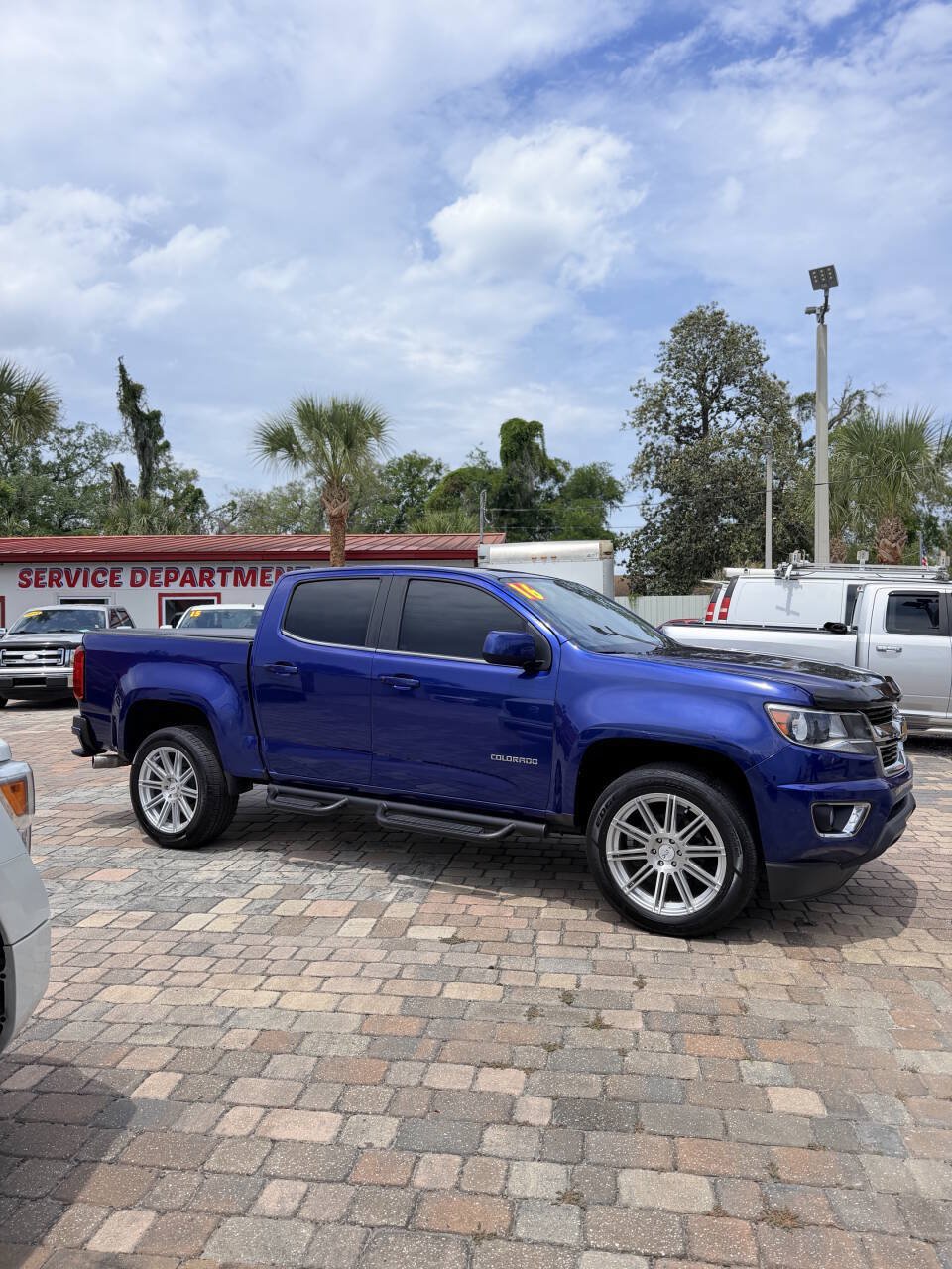 Used 2016 Chevrolet Colorado LT w/ LT Convenience Package RWD image 4