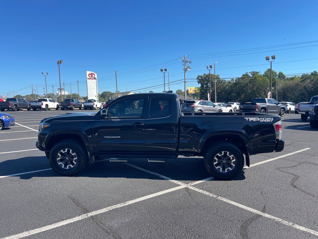 Used 2020 Toyota Tacoma TRD Sport image 13