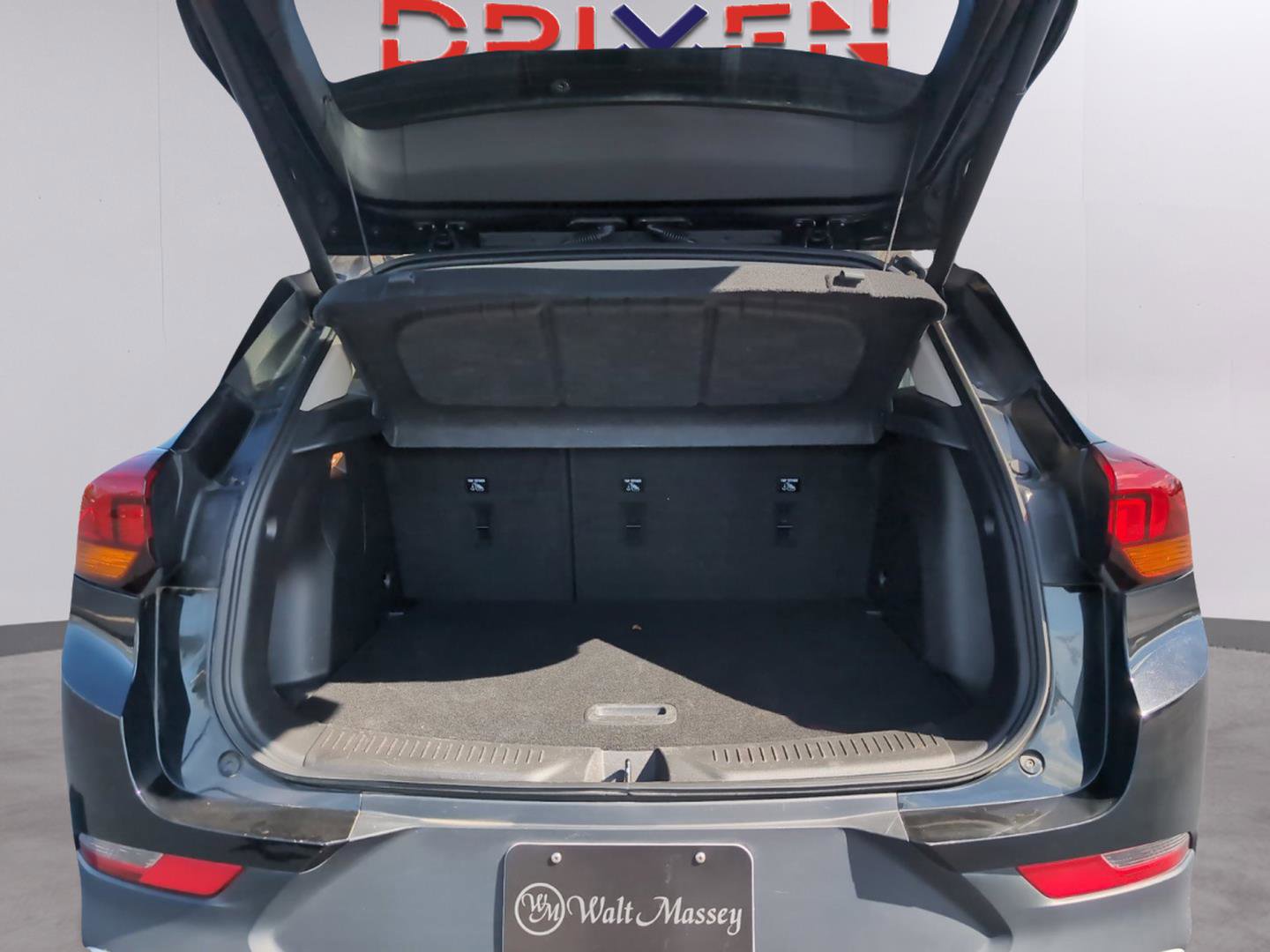 Used 2023 Buick Encore GX Select image 10