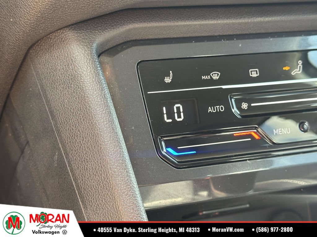 Certified 2024 Volkswagen Tiguan SE AWD/4WD image 27