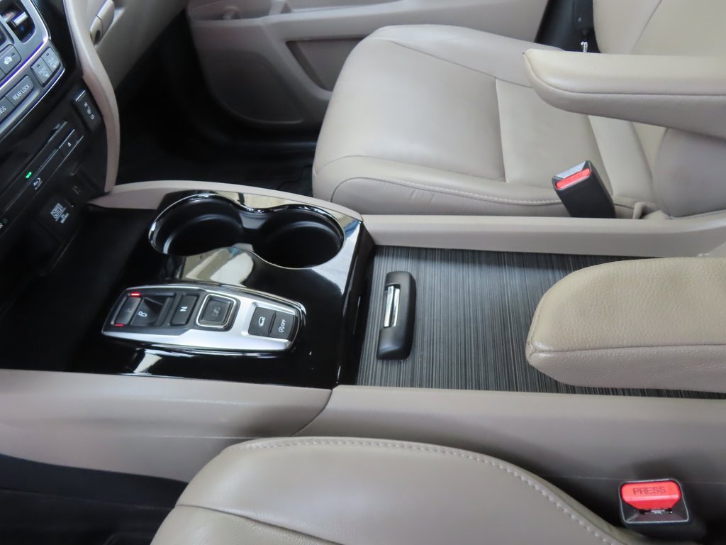 Used 2017 Honda Pilot Touring image 19