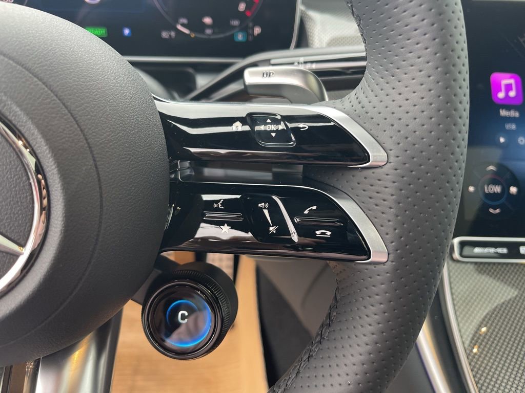 New 2025 Mercedes-Benz GLC 63 AMG S image 16